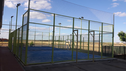 Polideportivo De Ataquines en Ataquines, Valladolid
