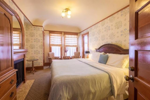 Pacific Grove Inn image