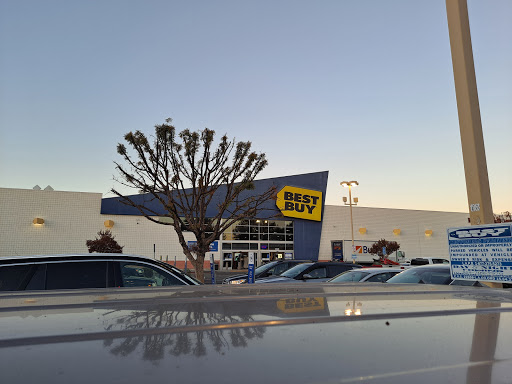 Electronics Store «Best Buy», reviews and photos, 21601 Victory Blvd, Canoga Park, CA 91303, USA