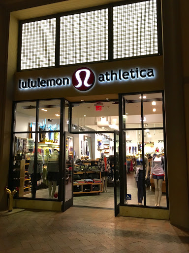 Sportswear Store «lululemon», reviews and photos, 563 Newport Center Dr, Newport Beach, CA 92660, USA
