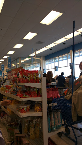 Clothing Store «Ross Dress for Less», reviews and photos, 6901 W Grand Ave, Gurnee, IL 60031, USA