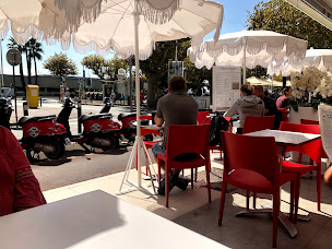 Photo n°46 de Steak 'n Shake Cannes Croisette à Cannes ()