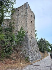 Castello Di Montalto Contrada Valle, 6, 62020 Cessapalombo MC, Italia