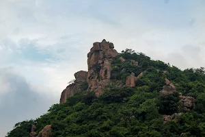 Chandragiri Chennakesava SwamyTemple image