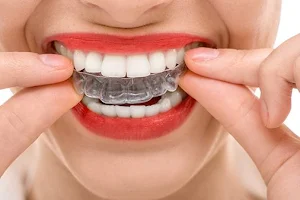 Eringate Dental Clinic | Dr. M. Victoria Razon-Clemente and Associates image