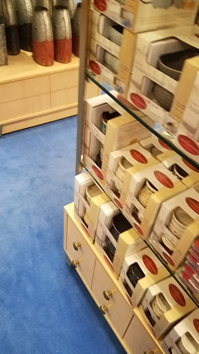 Department Store «Von Maur», reviews and photos, 1530 Polaris Pkwy, Columbus, OH 43240, USA