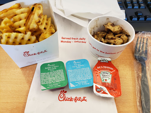 Fast Food Restaurant «Chick-fil-A», reviews and photos, 3026 196th St SW, Lynnwood, WA 98036, USA