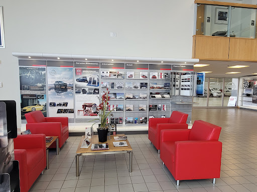 Car Dealer «Collins Nissan», reviews and photos, 4142 Bardstown Rd, Louisville, KY 40218, USA