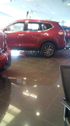 Nissan Dealer «John Amato Nissan», reviews and photos, 5200 N Port Washington Rd, Glendale, WI 53217, USA