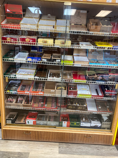 Liquor Store «1005 LIquor at Championsgate», reviews and photos, 8305 Champions Gate Blvd, Championsgate, FL 33896, USA