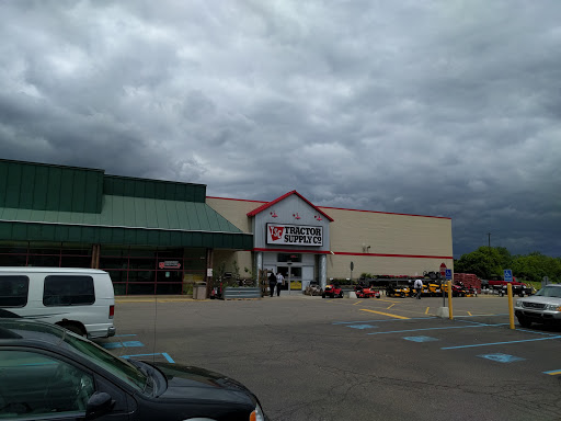 Home Improvement Store «Tractor Supply Co.», reviews and photos, 3000 Van Horn Rd, Trenton, MI 48183, USA