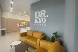 Dr. Kyo Clinic ( 1 Utama PJ ) image