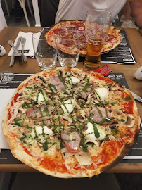 Pizza du Restaurant VILLA SUD à Ploemeur - n°8