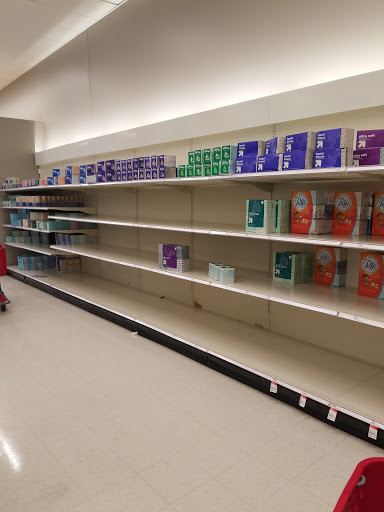 Department Store «Target», reviews and photos, 7601 Kingery Hwy, Willowbrook, IL 60527, USA