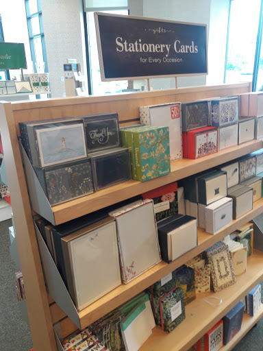 Book Store «Barnes & Noble», reviews and photos, 765 NJ-17, Paramus, NJ 07652, USA