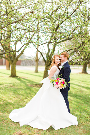 Bridal Shop «House of White Bridal Boutique», reviews and photos, 3 Market St, Newburgh, IN 47630, USA