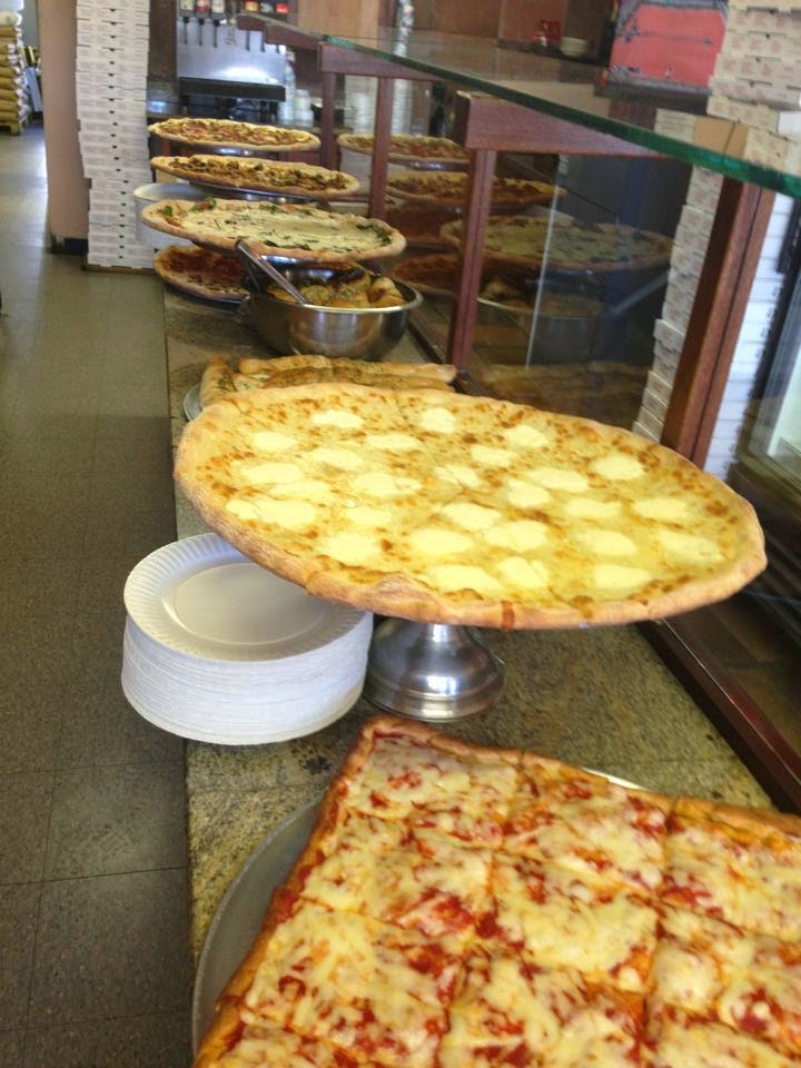 Dominick's Pizza Restaurant