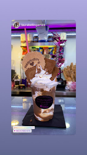 Reviews of Knickerbockers Ice Cream Parlour in Wrexham - Ice cream