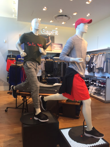 Clothing Store «Gap Factory Store», reviews and photos, 741 S Broadway, Los Angeles, CA 90014, USA