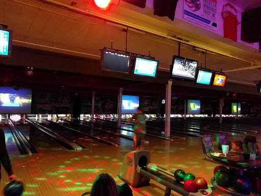 Bowling Alley «Triangle Bowl», reviews and photos, 700 Triangle Ctr, Longview, WA 98632, USA