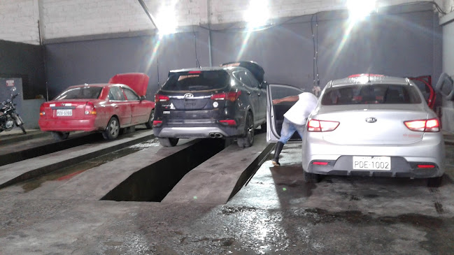 Opiniones de AUTO WASH en Santo Domingo de los Colorados - Servicio de lavado de coches