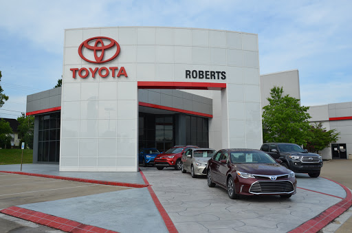 Car Dealer «Roberts Toyota», reviews and photos, 1027 Nashville Hwy, Columbia, TN 38401, USA