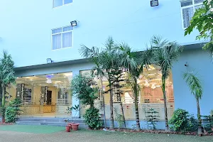 hotel Shiv Palace image