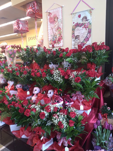 Grocery Store «Safeway», reviews and photos, 22000 Salamo Rd, West Linn, OR 97068, USA