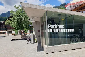 Parkhaus Saanen image