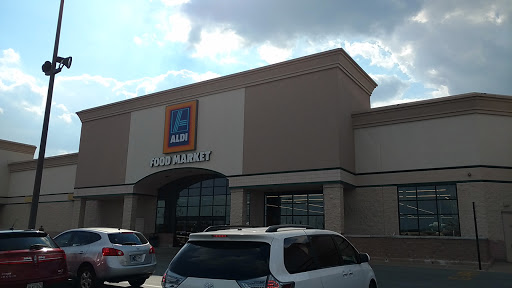 Supermarket «ALDI», reviews and photos, 14620 Greyhound Plaza, Carmel, IN 46032, USA