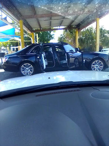 Car Wash «MainLand Car Wash & Oil Lube Center», reviews and photos, 3120 Palmer Hwy, Texas City, TX 77590, USA