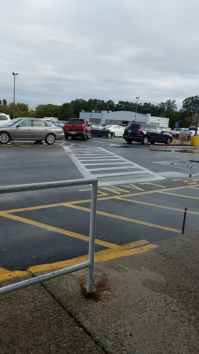 Dollar Store «Dollar Tree», reviews and photos, 8 Newbury St #1b, Danvers, MA 01923, USA