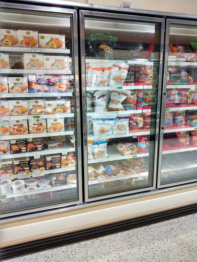 Shopping Mall «Highland Square», reviews and photos, 1010 Dunn Ave, Jacksonville, FL 32218, USA