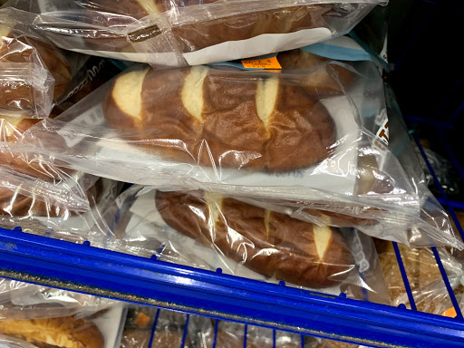 Grocery Store «Grocery Outlet Bargain Market», reviews and photos, 3445 Alma St, Palo Alto, CA 94306, USA