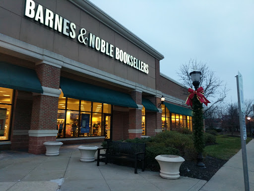 Book Store «Barnes & Noble», reviews and photos, 2134 NJ-35, Holmdel, NJ 07733, USA