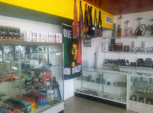 Tobacco Shop «Smokin Pipes Smoke Shop Holiday», reviews and photos, 1312 US-19, Holiday, FL 34691, USA