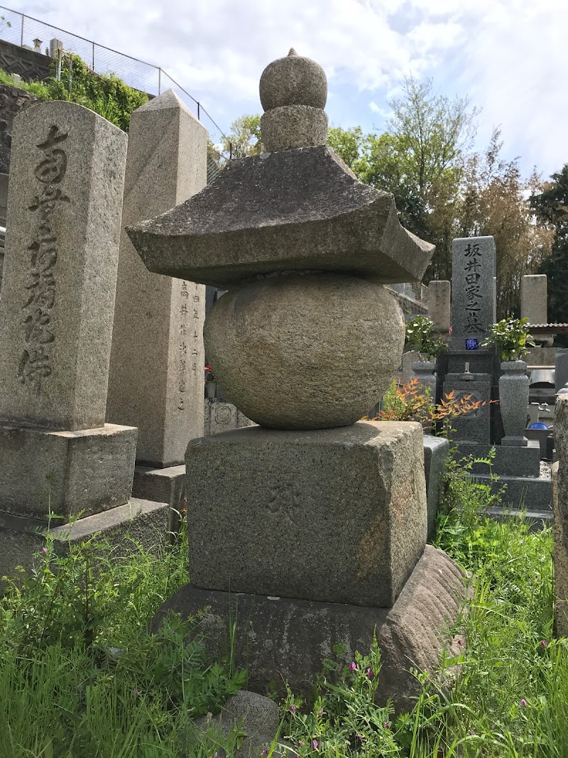 伝 木沢長政の墓
