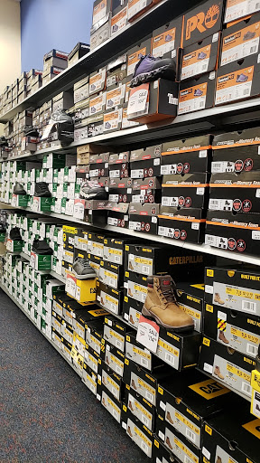 Shoe Store «Shoe Carnival», reviews and photos, 152 S Gary Ave, Bloomingdale, IL 60108, USA