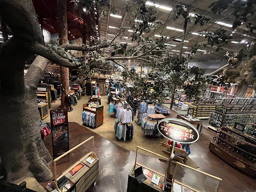 Sporting Goods Store «Bass Pro Shops», reviews and photos, 1000 Basspro Dr, Houston, TX 77047, USA