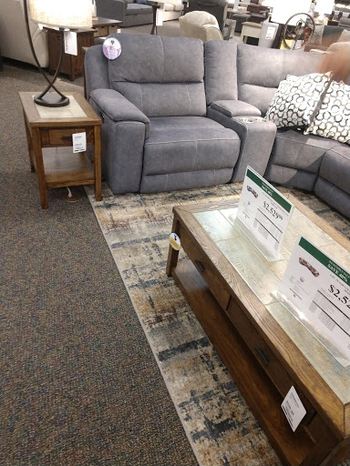 Furniture Store «Steinhafels Furniture», reviews and photos, 569 N Milwaukee Ave, Vernon Hills, IL 60061, USA