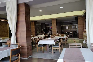 Restaurant Budapest image