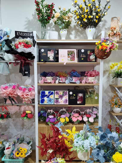 Hoa Sáp Và Quà Tặng Hiền Lê | Cửa hàng hoa sáp & quà tặng Biên Hoà