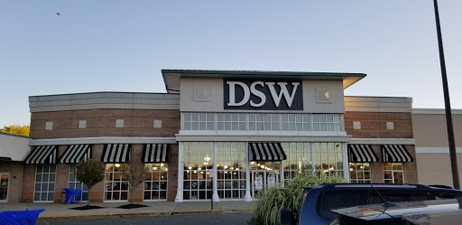 Shoe Store «DSW Designer Shoe Warehouse», reviews and photos, 3190 Middle Country Rd, Lake Grove, NY 11755, USA