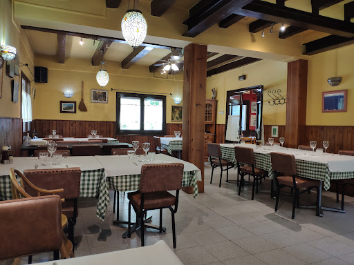 Restaurant La Cantina de Llinars NOU EQUIP AL VOSTRE SERVEI en Capolat