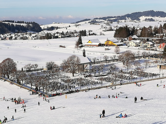 Kommentare und Rezensionen über Friedhof Einsiedeln