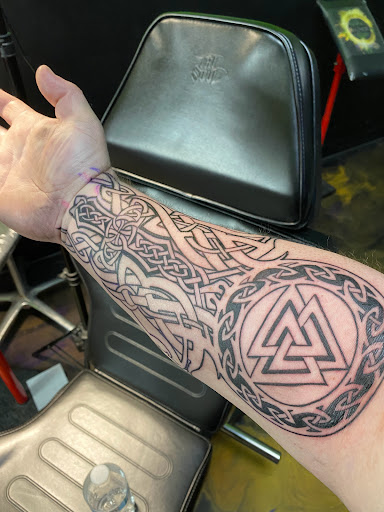 Explore mens knee tattoo ideas, creative tattoo ideas in Ogden, available at Savage Tattoo Shop