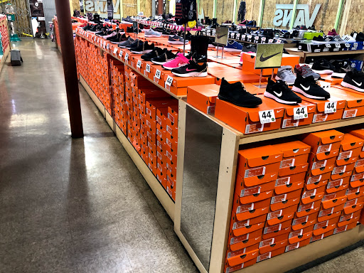 Shoe Store «Shoe City - Anaheim», reviews and photos, 101 E Ball Rd, Anaheim, CA 92805, USA