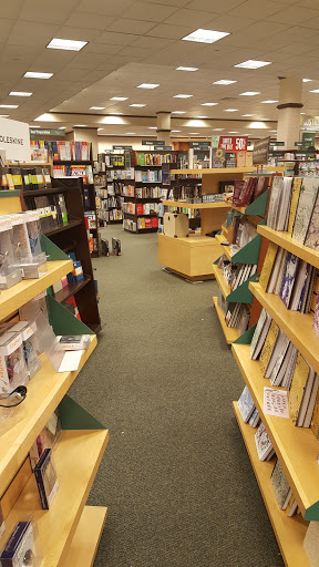 Book Store «Barnes & Noble», reviews and photos, 2614 Central Park Ave, Yonkers, NY 10710, USA