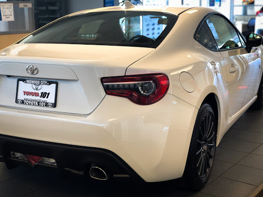 Toyota Dealer «Toyota 101», reviews and photos, 525 E Bayshore Rd, Redwood City, CA 94063, USA