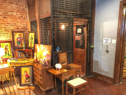 Used Furniture Store «Hometown Refurnishing», reviews and photos, 24 E Main St, Ephrata, PA 17522, USA